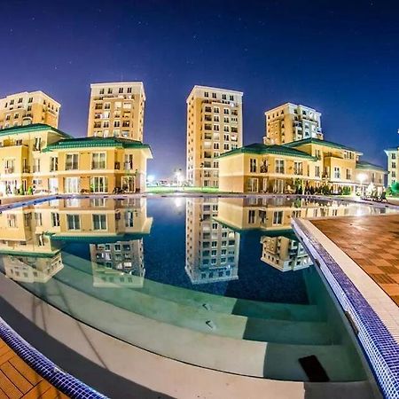 Modern Apartment With Pool In North Bucharest Cretuleasca Exterior foto